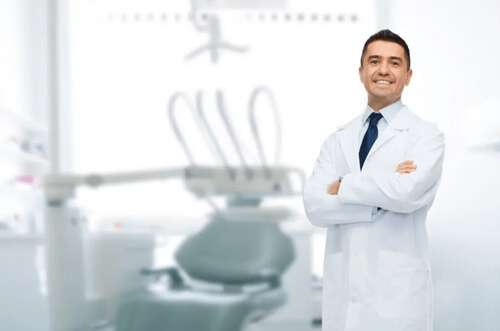 dentista IO de cirugía maxilofacial