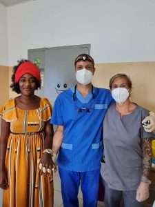 DentalCoop Tratamiento odontológico en Africa