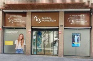 Apertura de clínica dental en Lleida