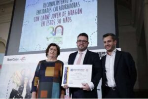 Institutos Odontológicos recibe reconocimiento por su colaboración con el programa Carné Joven Europeo