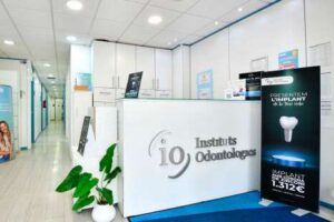 Recepción clínica dental IO Mataró